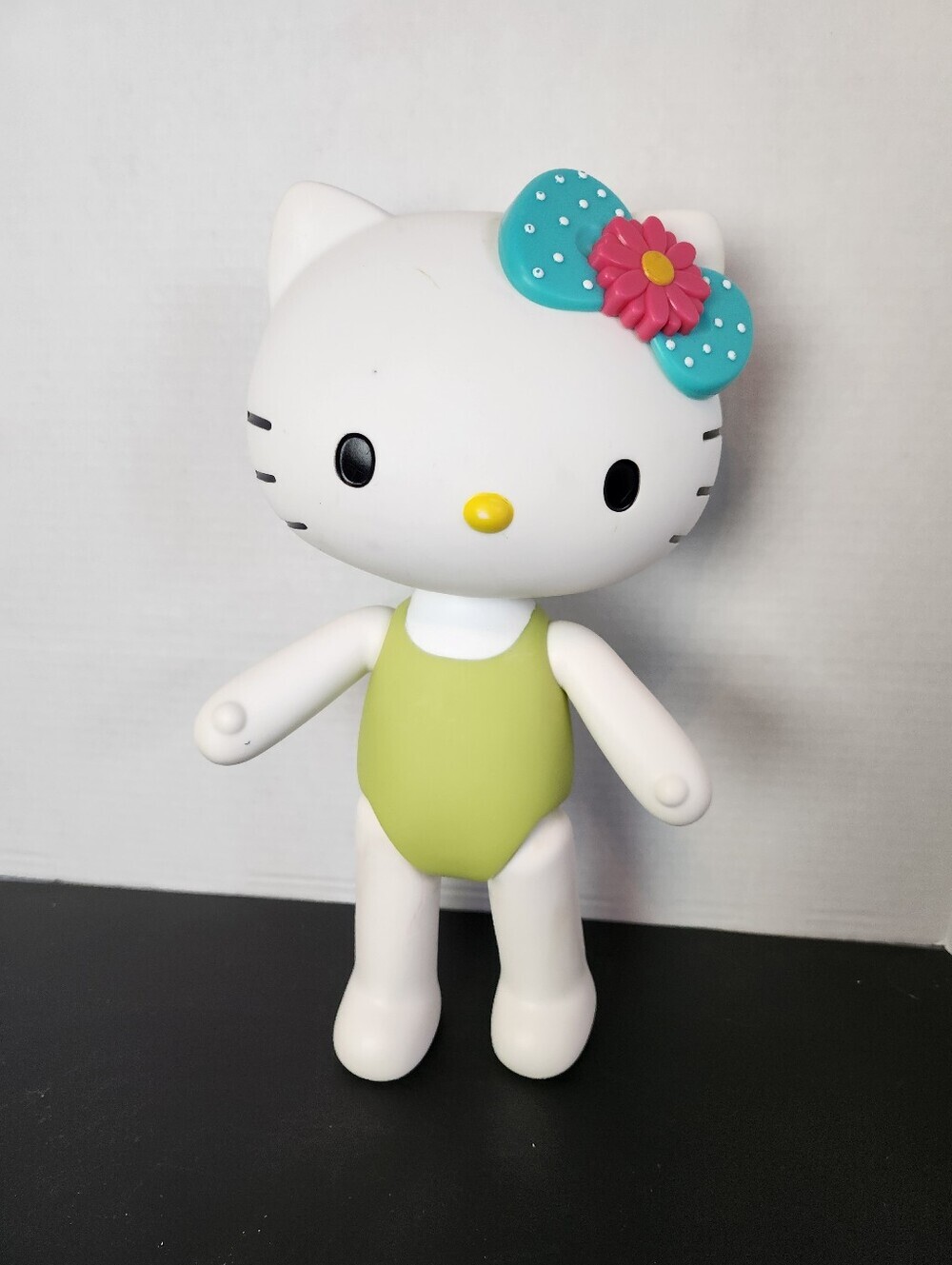 HELLO KITTY Sanrio Large 13" Poseable & Dressable BEST FRIENDS Doll 2013